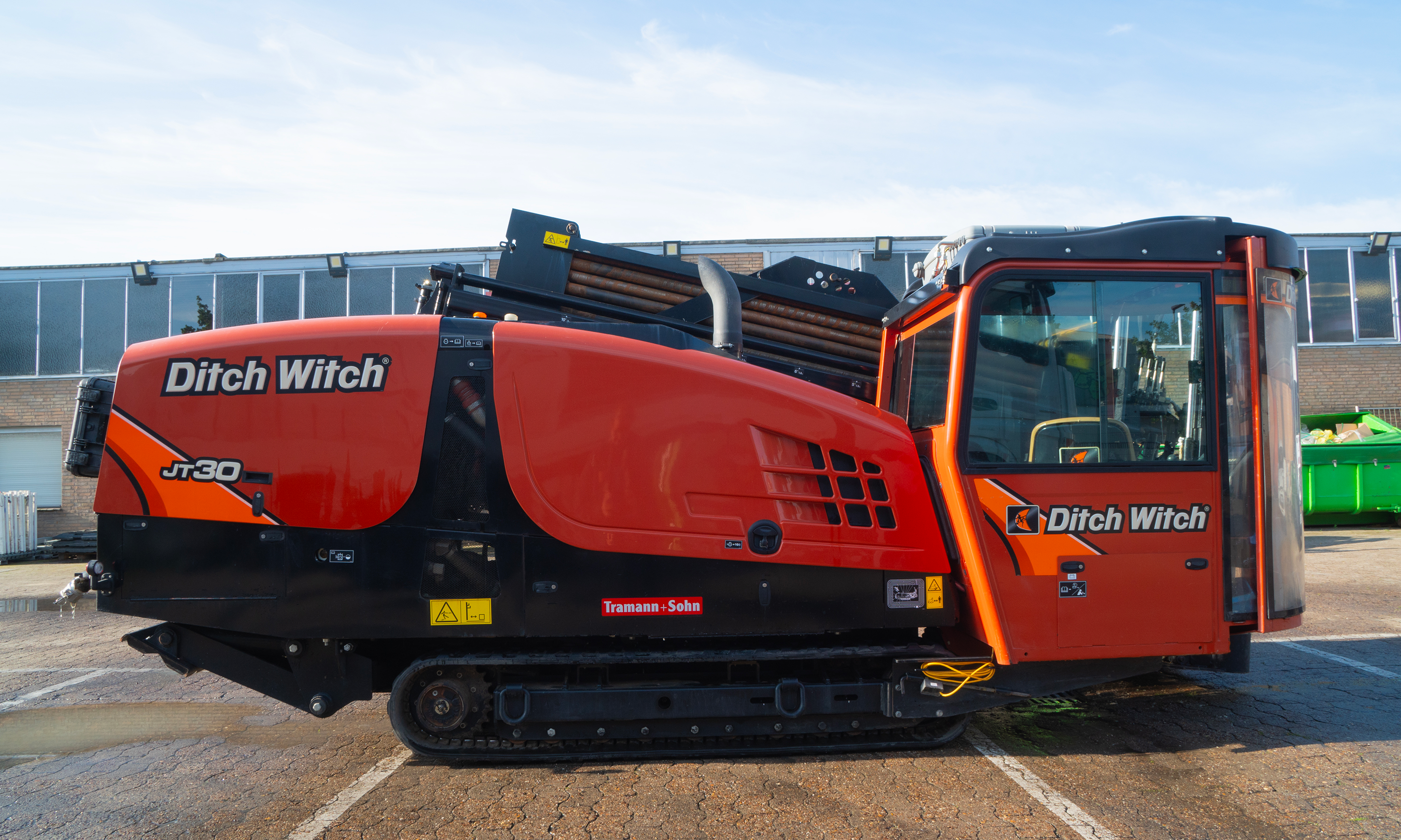 DitchWitch gross 50x30